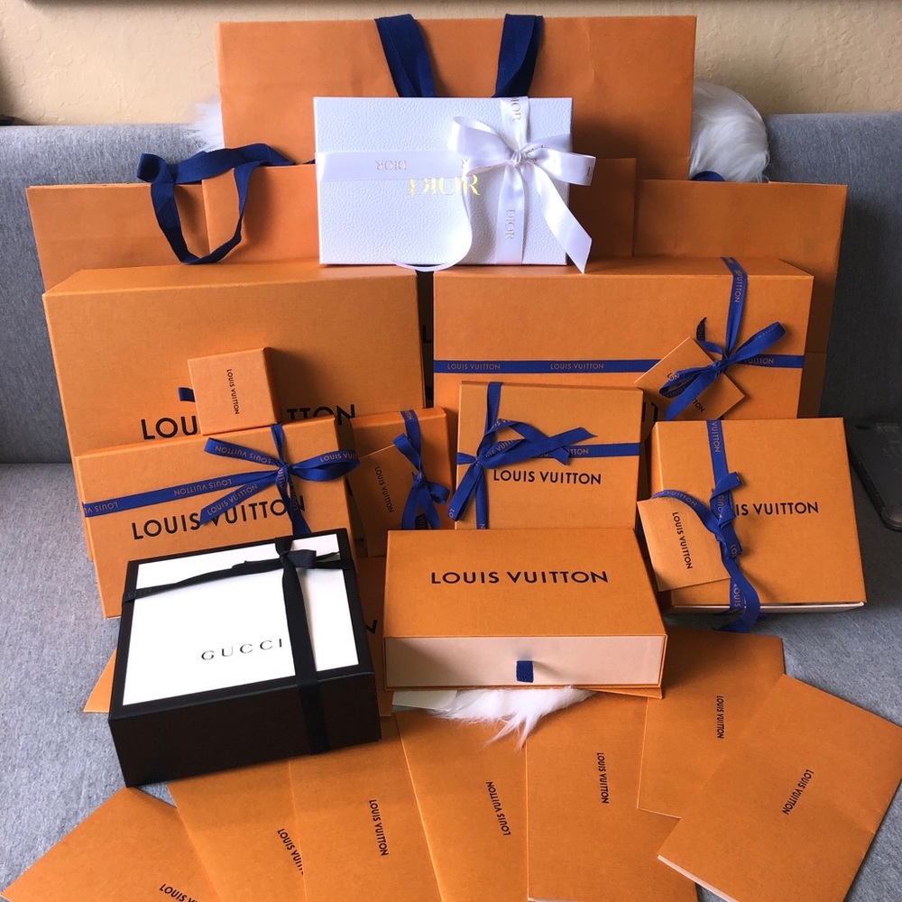 All kinds of LV packaging